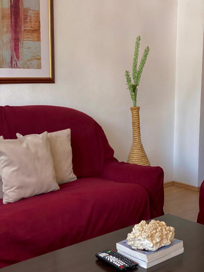 Zogu Apartments - City Center Пристина Екстериор снимка